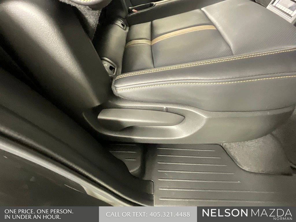 Certified 2025 MAZDA CX-90 Plug-In Hybrid w/ Premium Plus image 31