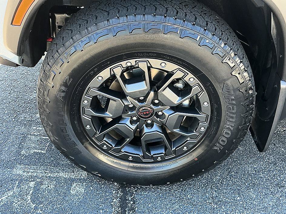 Certified 2023 Nissan Frontier PRO-4X w/ Pro-4X Premium Package AWD/4WD image 12