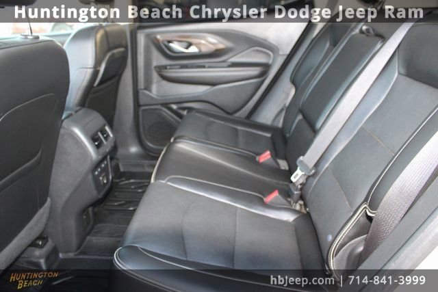 Used 2020 GMC Terrain Denali w/ Denali Premium Package image 34