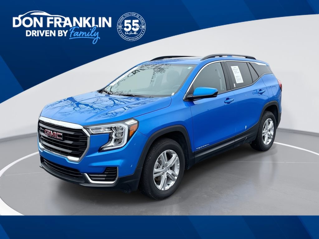 Used 2024 GMC Terrain SLE w/ Driver Convenience Package AWD/4WD image 1