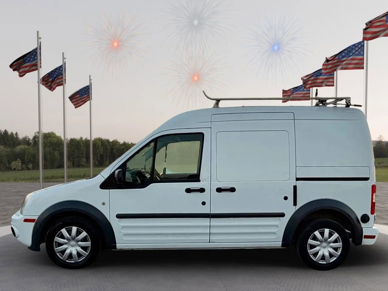 Used 2013 Ford Transit Connect XLT image 4