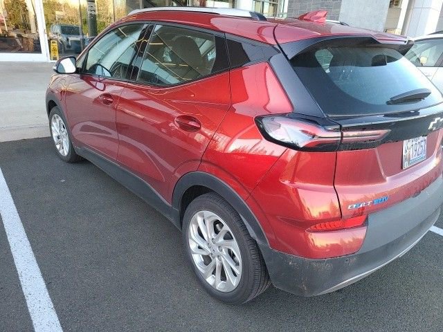 Used 2023 Chevrolet Bolt EUV LT w/ Driver Confidence Package image 16