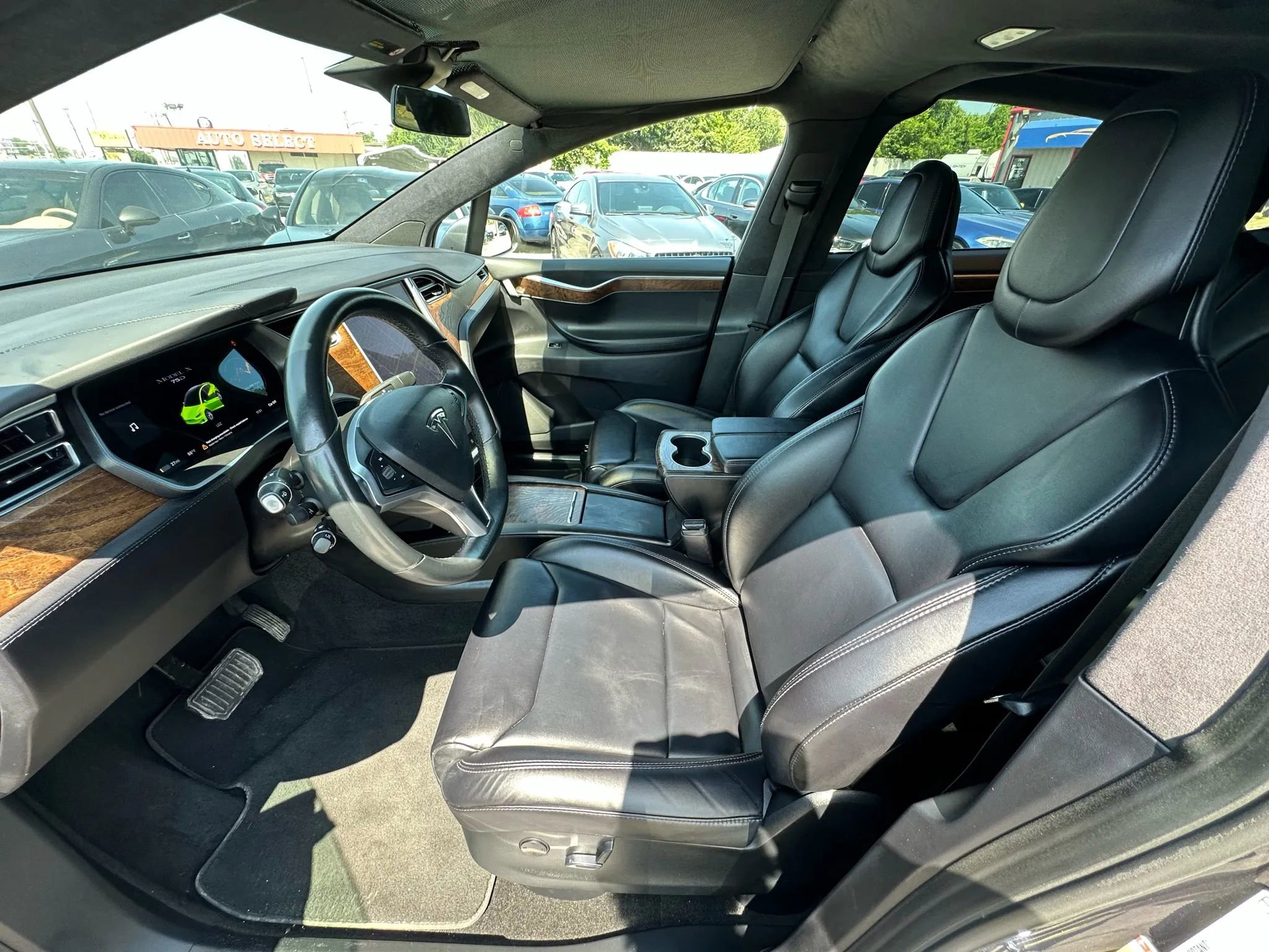 Used 2018 Tesla Model X 75D image 18