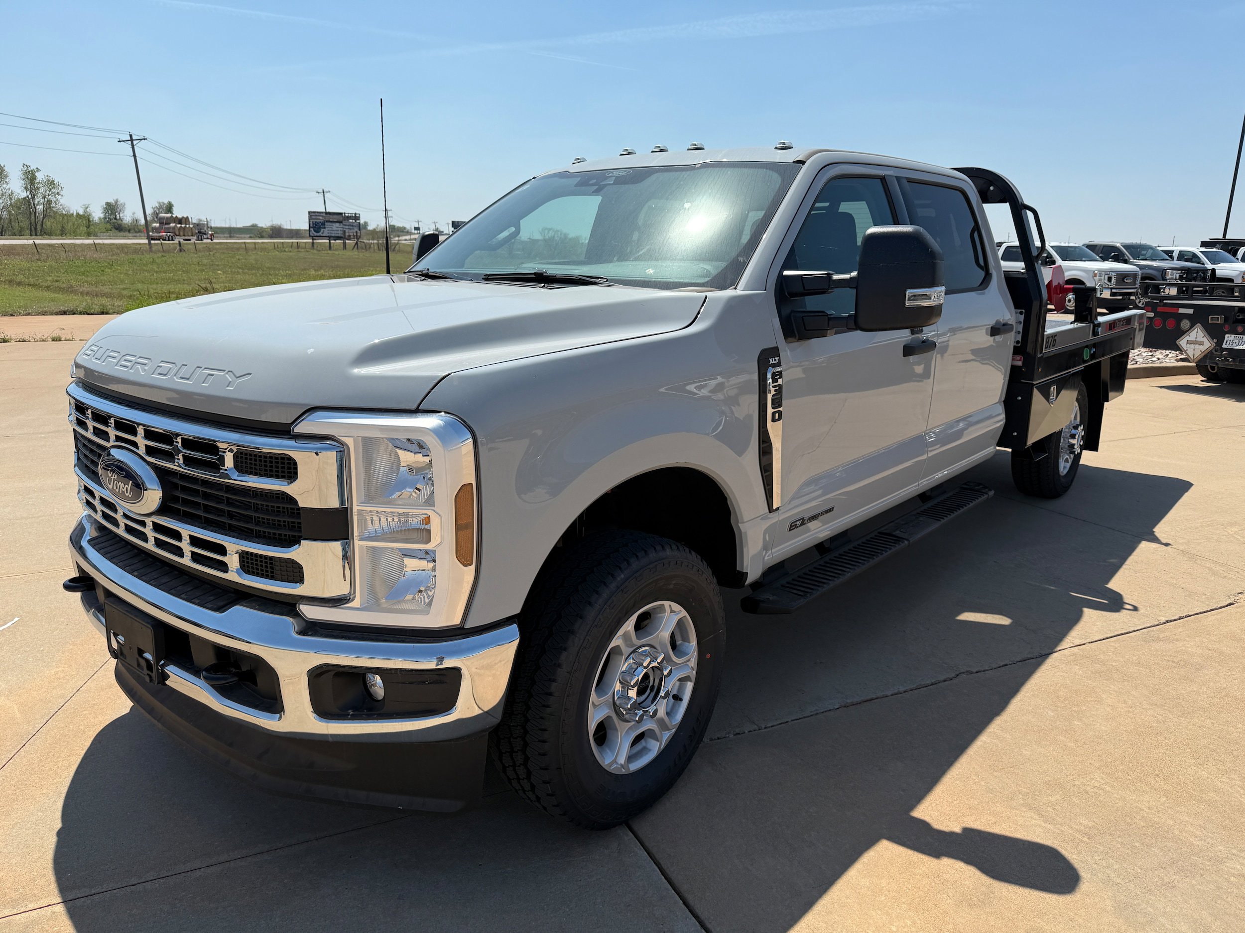 New 2026 Ford F350 XLT w/ FX4 Off-Road Package AWD/4WD image 10