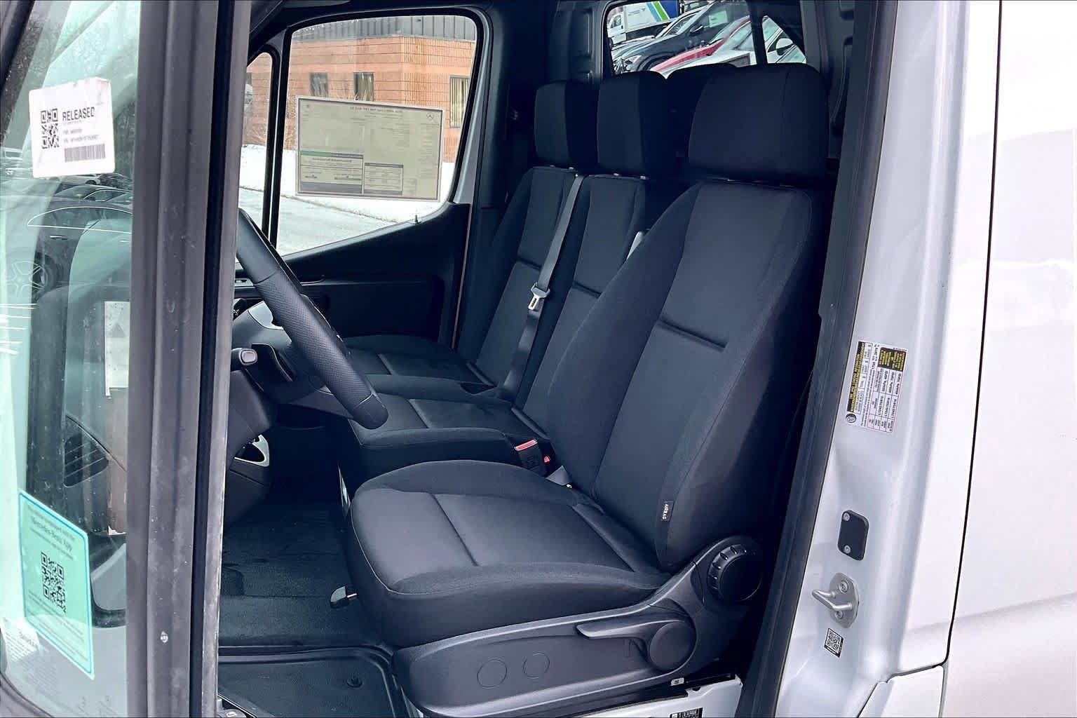 New 2026 Mercedes-Benz Sprinter 2500 image 13