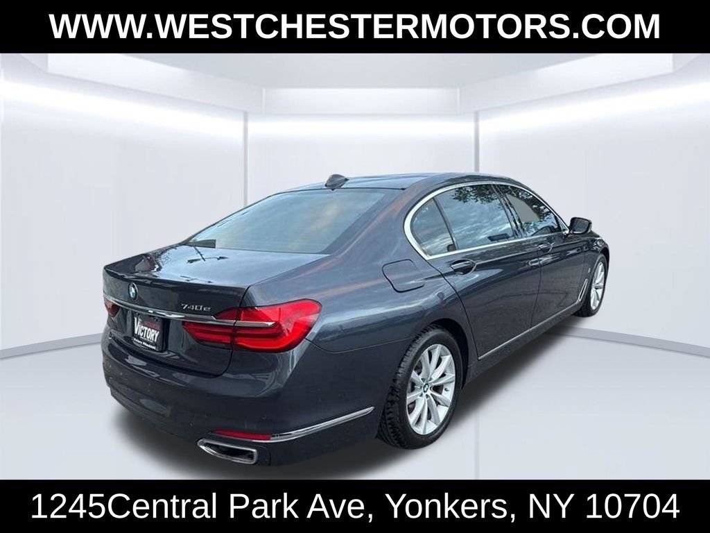 Used 2019 BMW 740e xDrive w/ Executive Package AWD/4WD image 4
