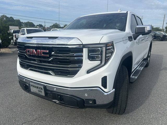 Used 2024 GMC Sierra 1500 SLT w/ SLT Premium Plus Package AWD/4WD image 8
