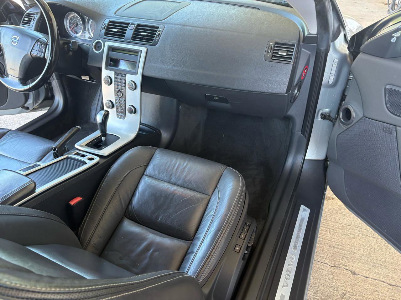 Used 2011 Volvo C70 T5 FWD image 25
