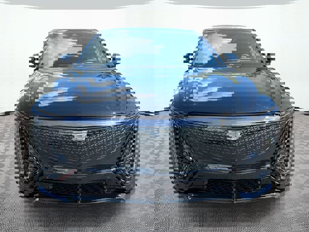 New 2026 Cadillac Lyriq V image 2