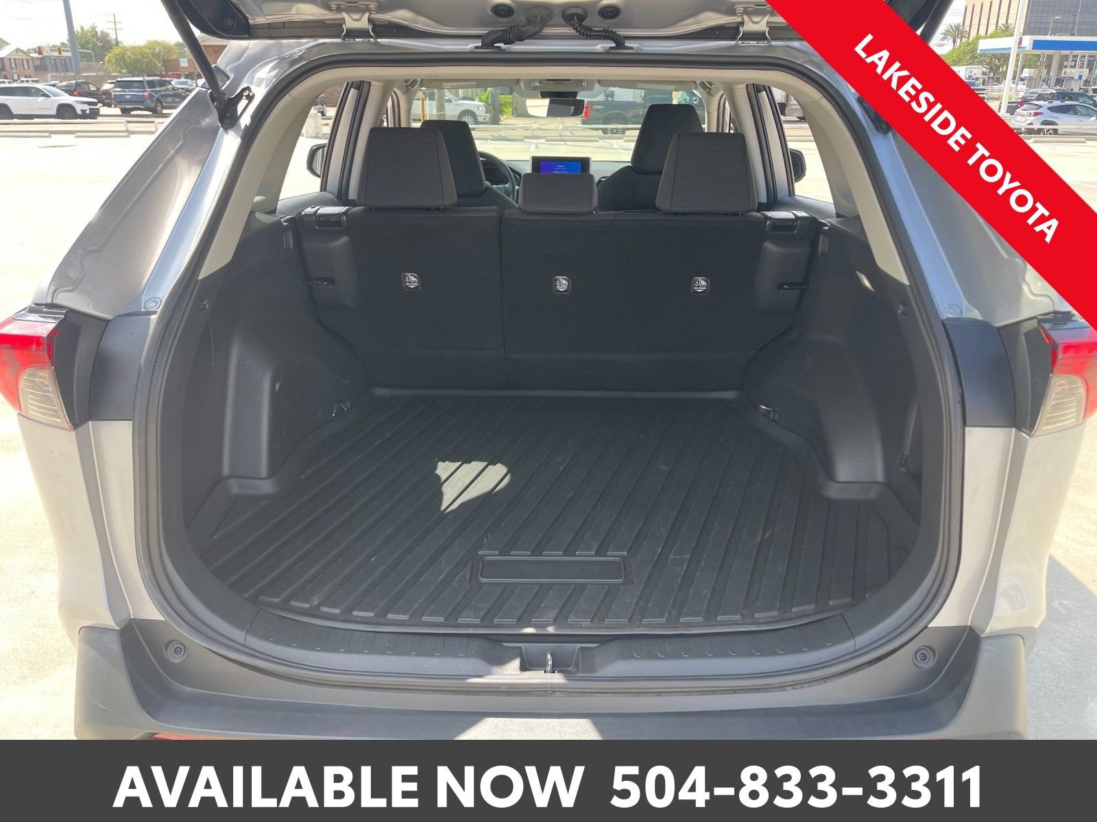 Used 2023 Toyota RAV4 LE image 21