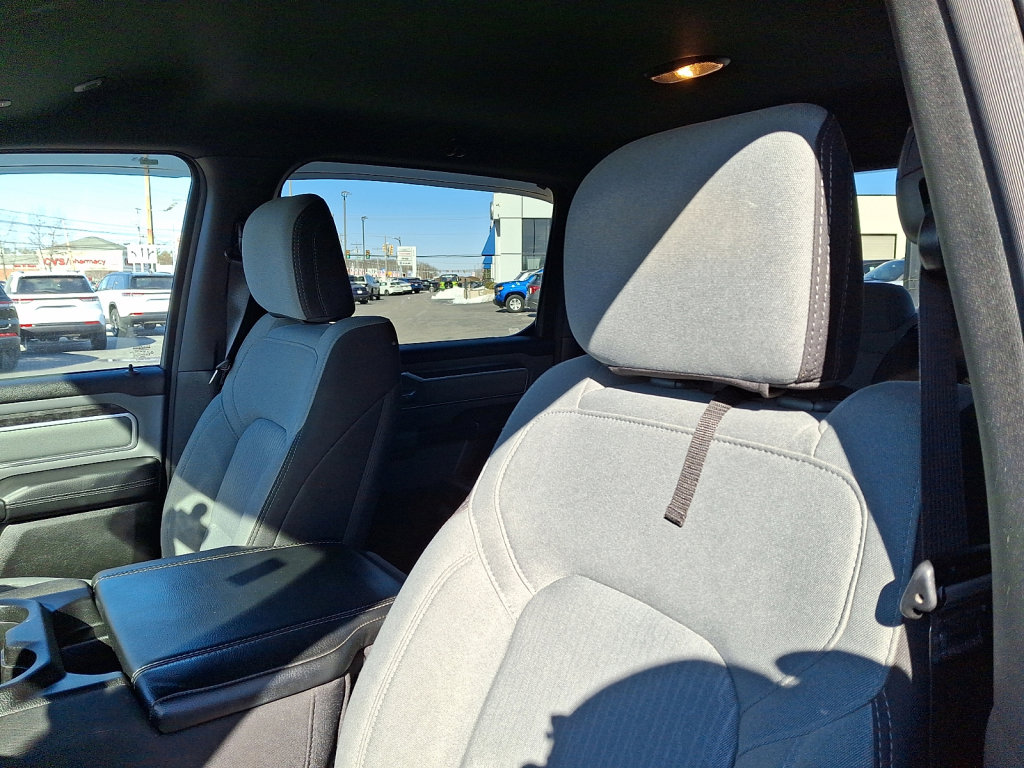Used 2022 RAM 1500 Big Horn AWD/4WD image 23