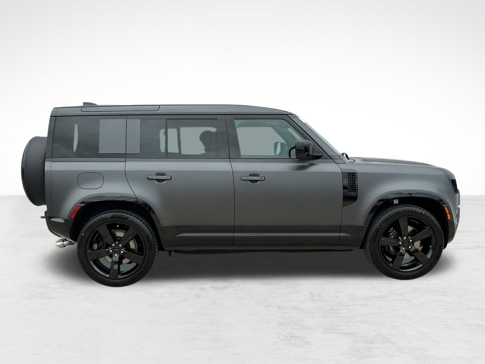 New 2026 Land Rover Defender 110 V8 AWD/4WD image 8