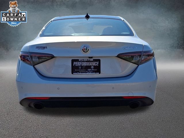 Used 2024 Alfa Romeo Giulia Ti w/ Performance Driving Package RWD image 5