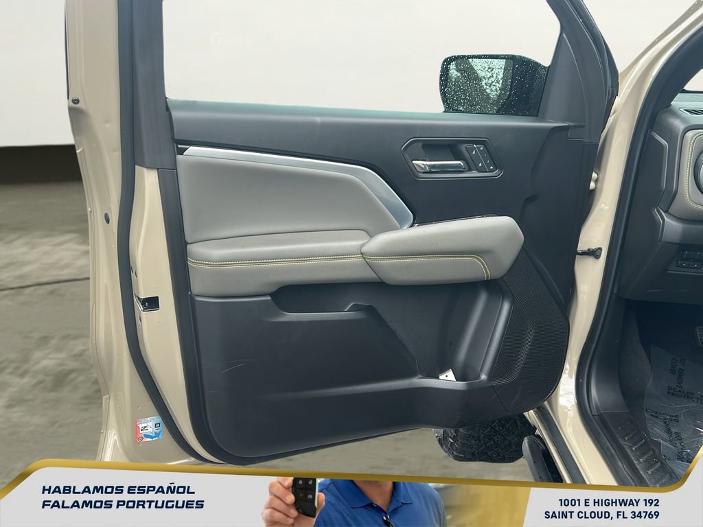 Certified 2024 Chevrolet Colorado ZR2 w/ ZR2 Convenience Package III AWD/4WD image 10