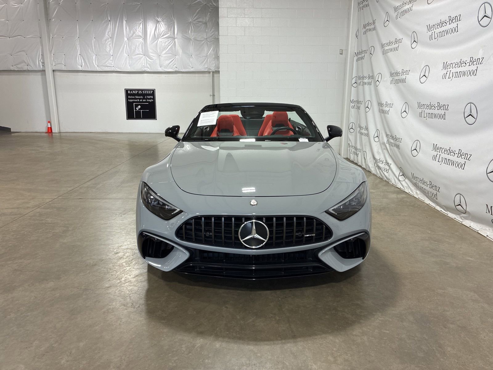 Used 2024 Mercedes-Benz SL 55 AMG 4MATIC image 33