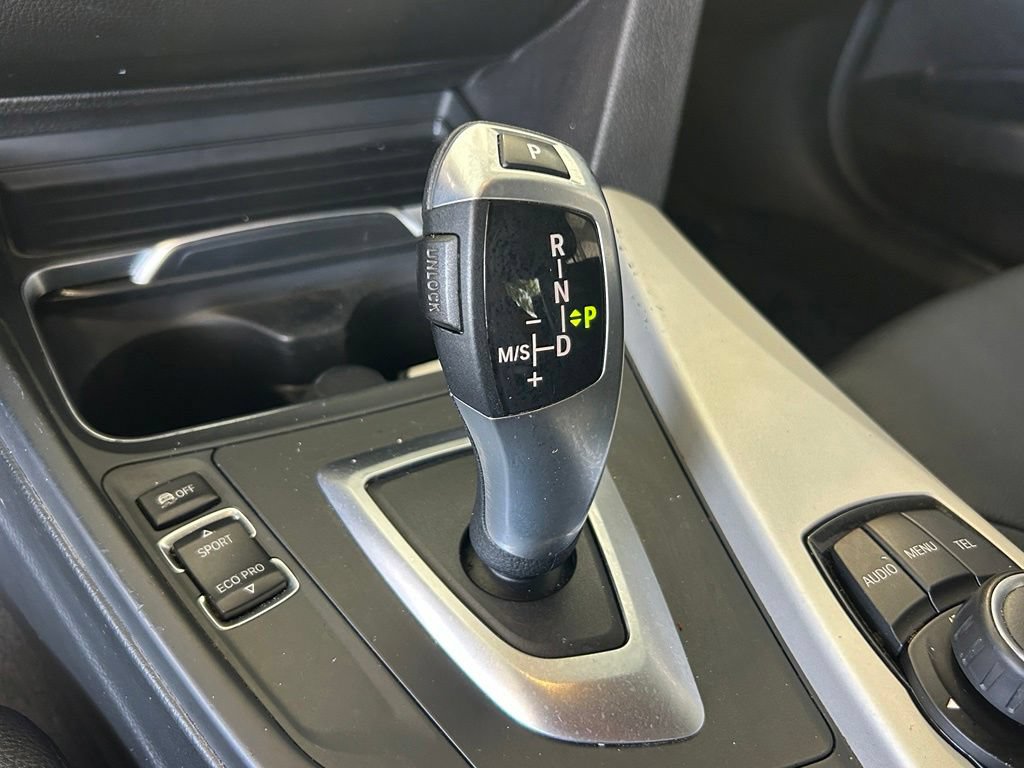 Used 2016 BMW 320i xDrive Sedan AWD/4WD image 13