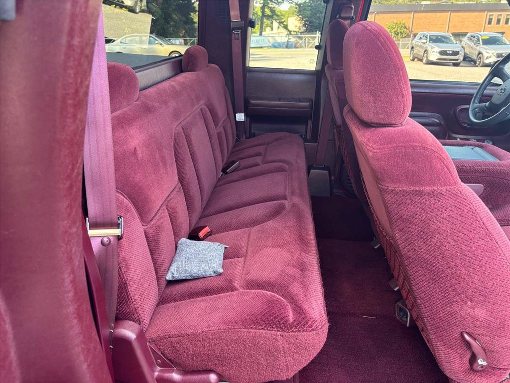 Used 1998 Chevrolet Silverado 1500 2WD Extended Cab w/ Preferred Equipment Group 2 image 11