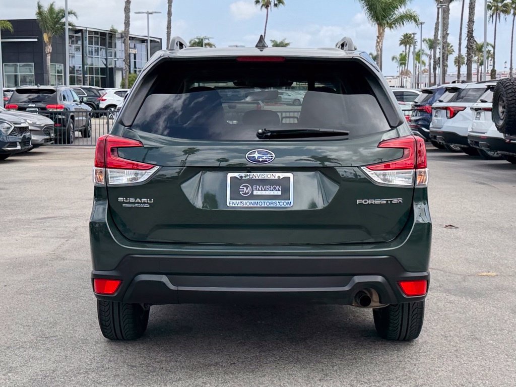 Used 2024 Subaru Forester Premium AWD/4WD image 7