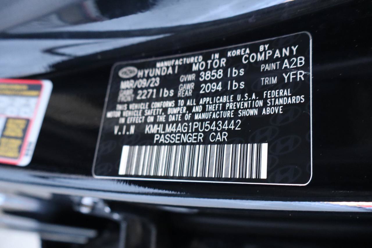 Used 2023 Hyundai Elantra SEL FWD image 39