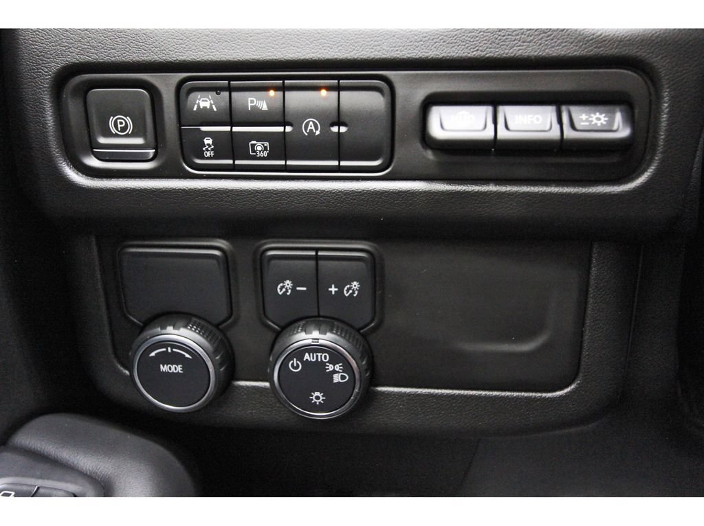 Used 2023 Chevrolet Tahoe High Country RWD image 20