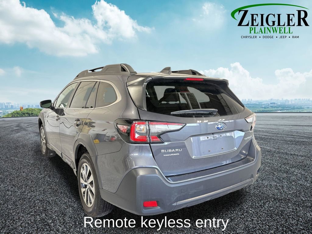 Used 2024 Subaru Outback Premium image 5