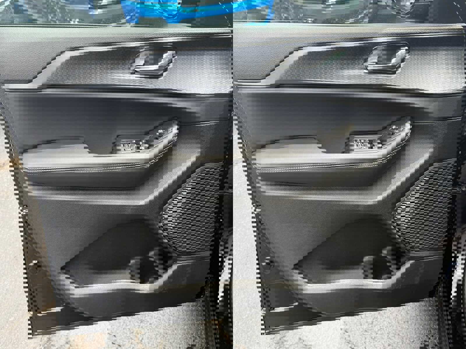 New 2025 Jeep Grand Cherokee Altitude image 5