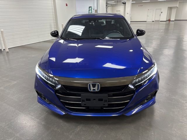 Used 2022 Honda Accord Sport image 2