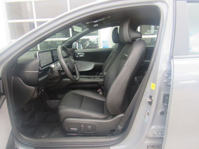 Used 2023 Hyundai Ioniq 6 SEL image 15