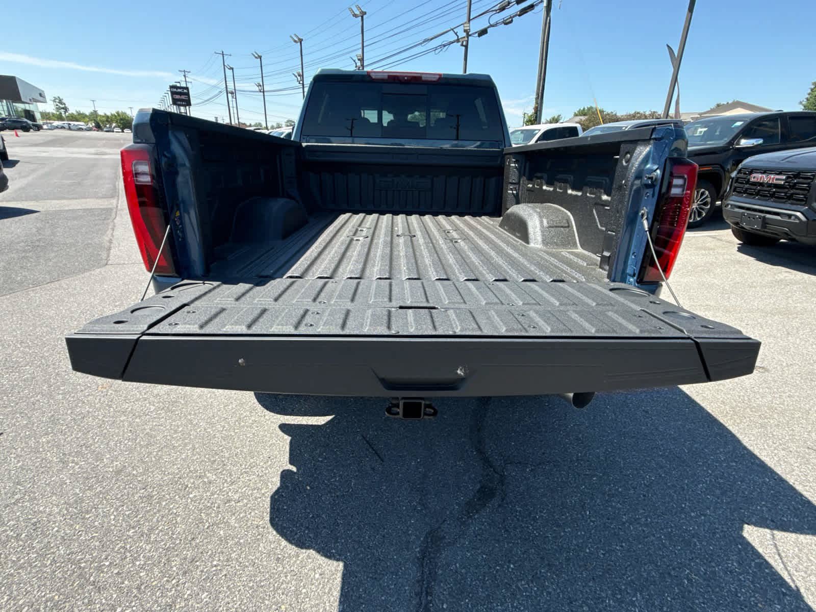 New 2026 GMC Sierra 3500 Denali w/ Denali Reserve Package AWD/4WD image 28