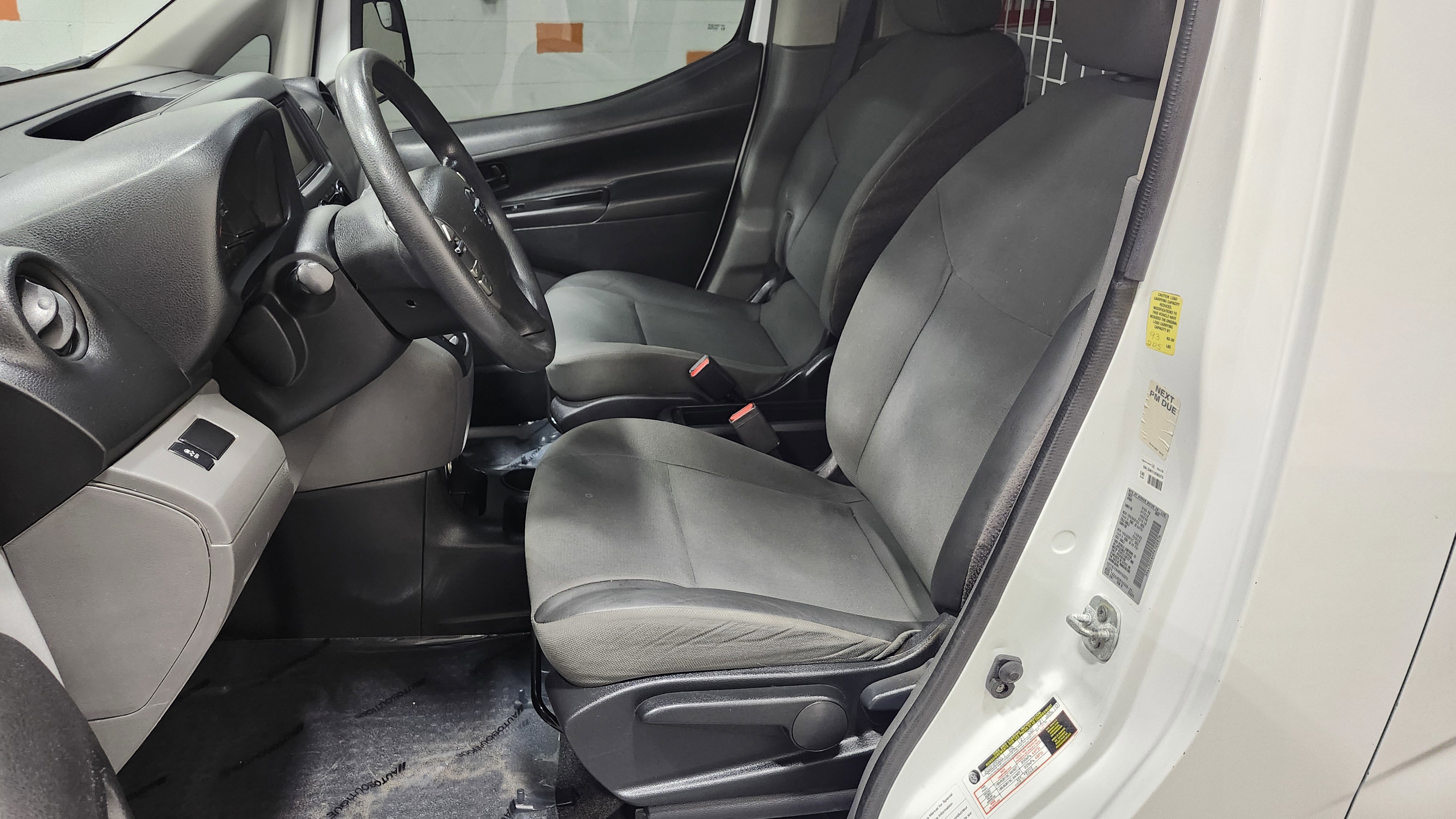 Used 2021 Nissan NV200 S w/ Back Door Glass Package image 23