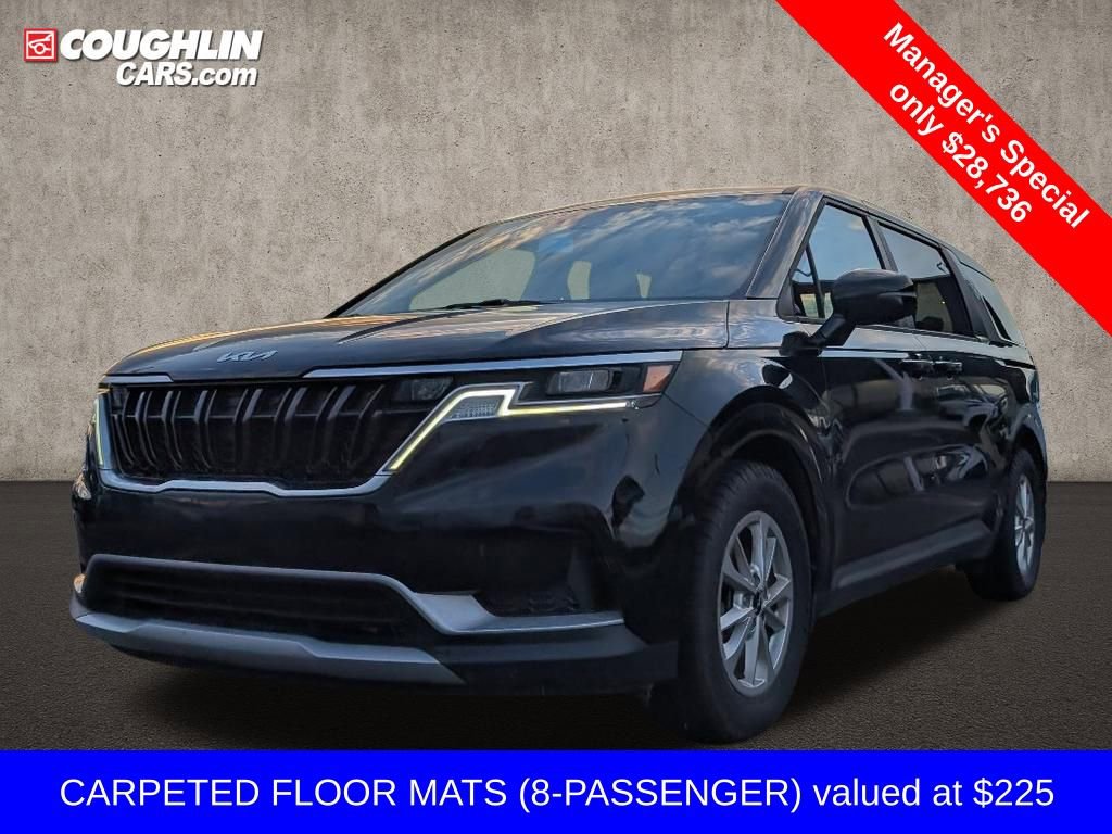 Used 2024 Kia Carnival LX image 3