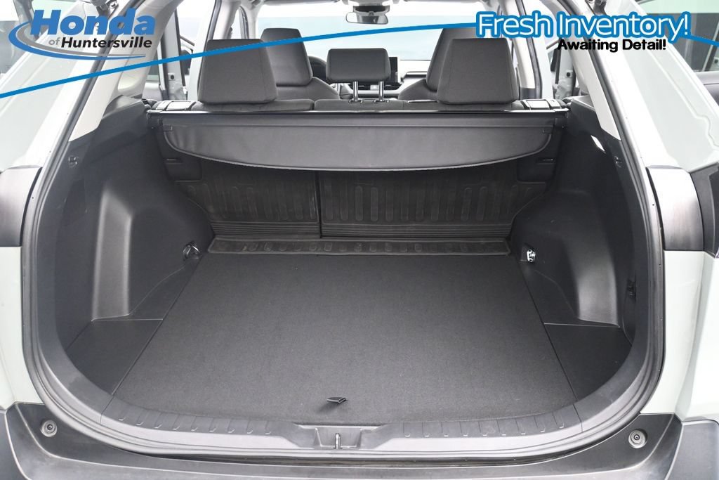 Used 2023 Toyota RAV4 XLE w/ Convenience Package FWD image 14