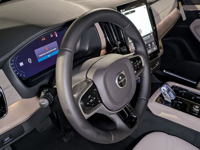 New 2026 Volvo XC90 B6 Plus w/ Protection Package Premier image 16