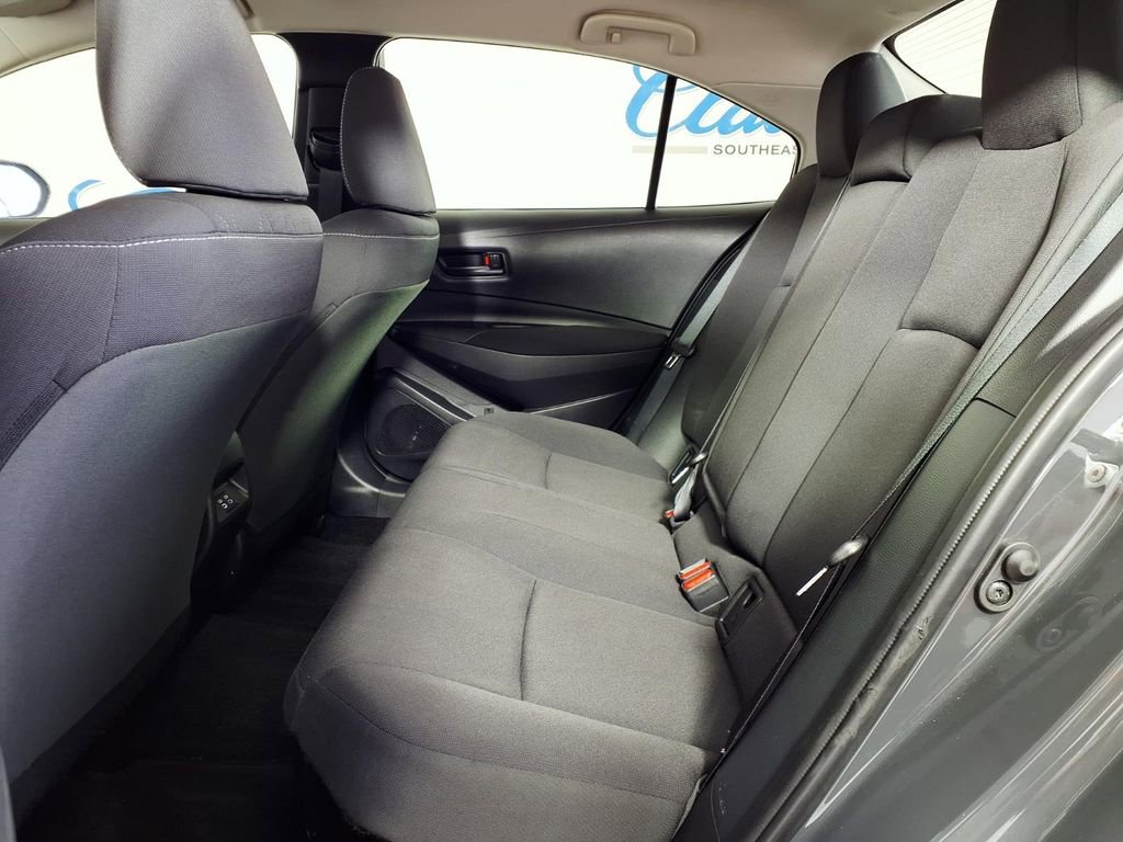 Used 2024 Toyota Corolla LE image 9