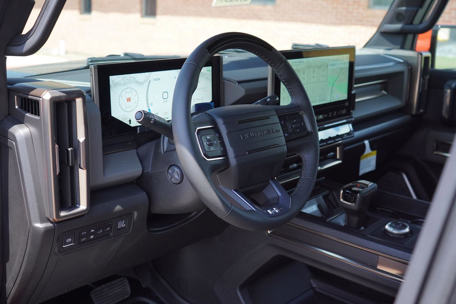 New 2025 GMC Hummer EV 2X w/ LPO, Dark Essentials Package image 27