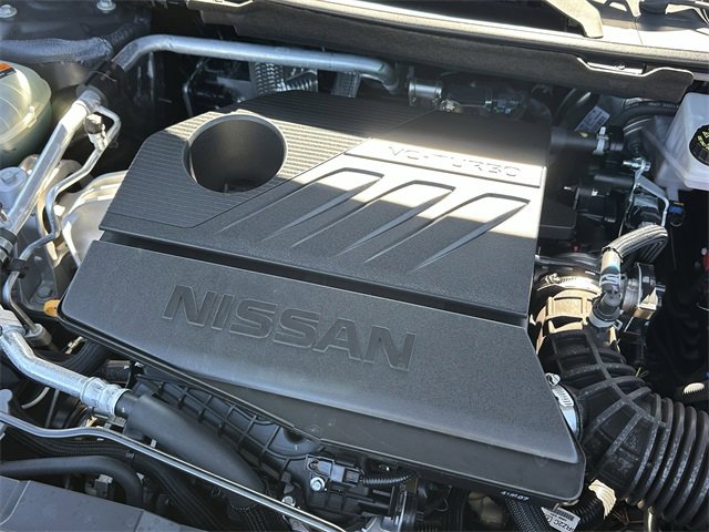 Used 2025 Nissan Rogue SV w/ SV Premium Package image 33