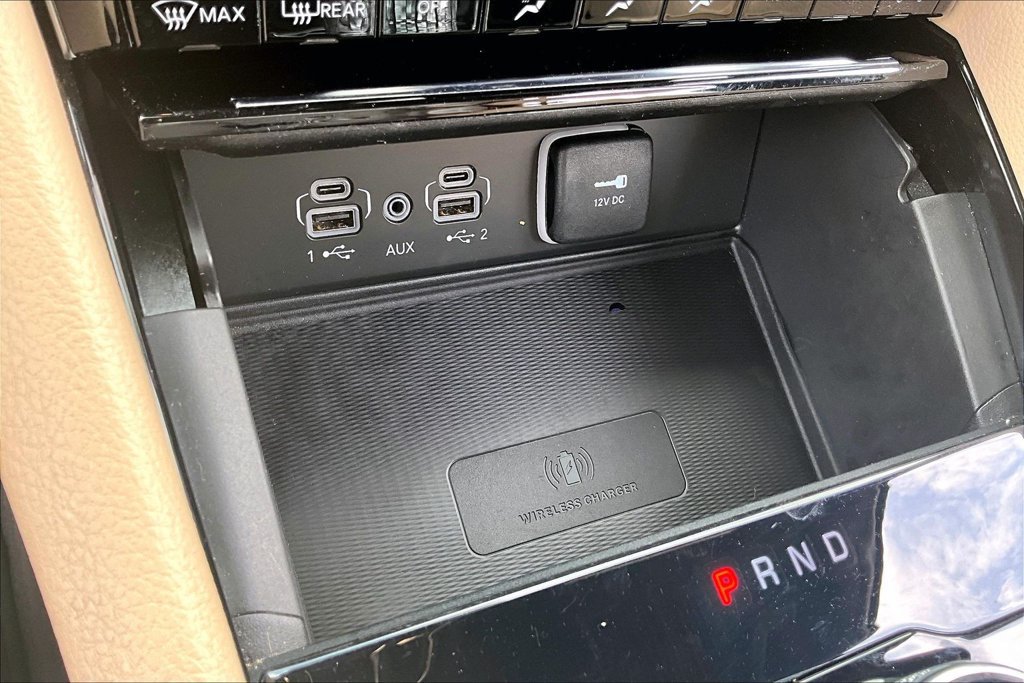 Used 2023 Jeep Grand Cherokee Limited w/ Luxury Tech Group II RWD image 15