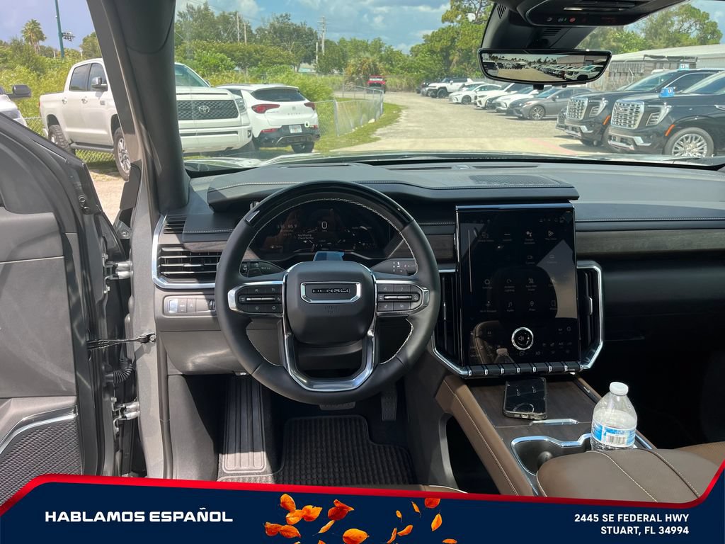 New 2026 GMC Acadia Denali Ultimate FWD image 32