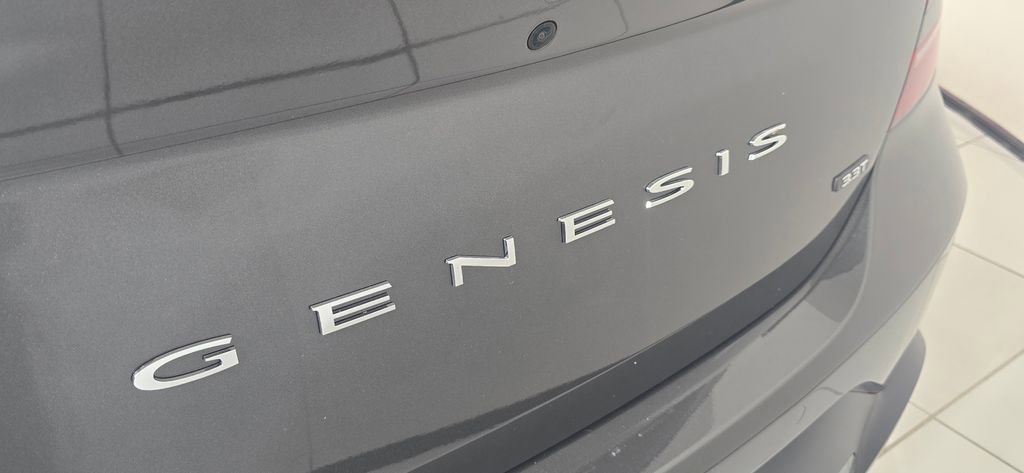 Used 2025 Genesis G70 3.3T Advanced w/ Sport Prestige Package RWD image 12