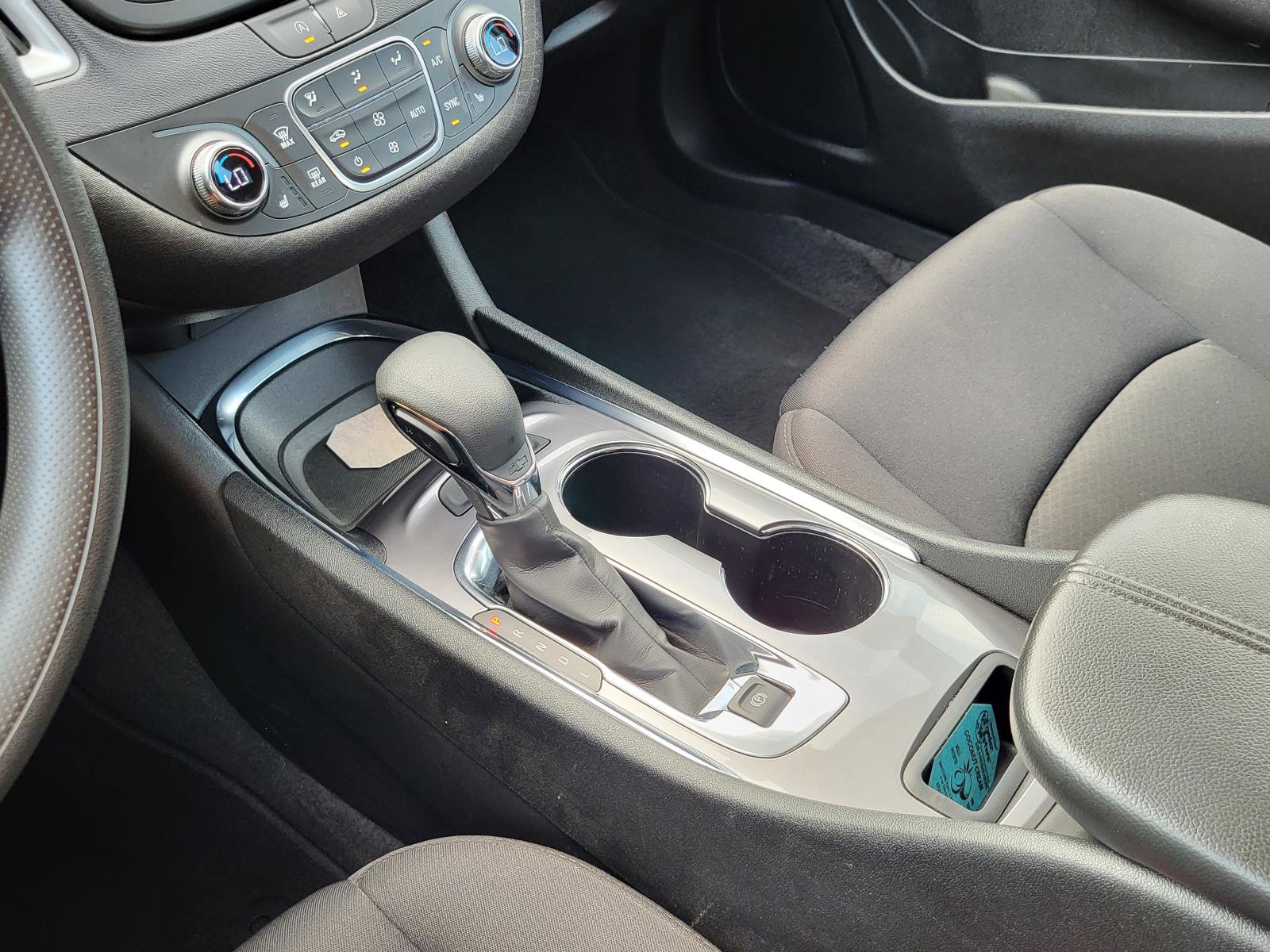 Used 2024 Chevrolet Malibu LT image 28