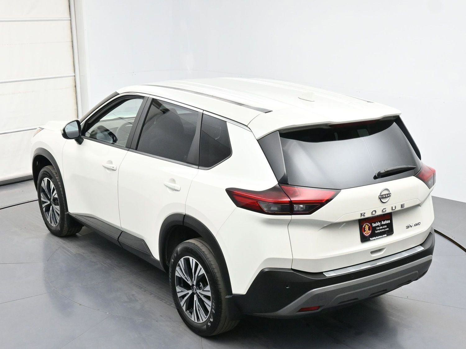 Used 2023 Nissan Rogue SV AWD/4WD image 34