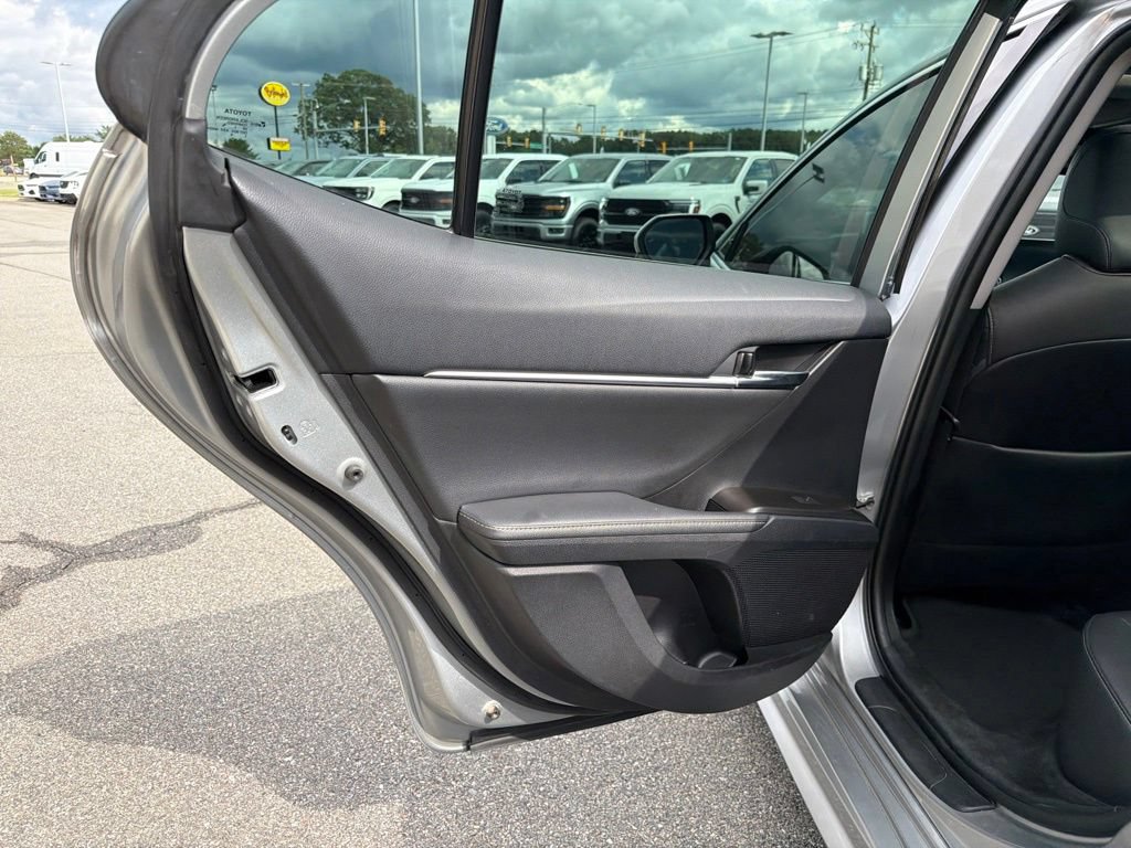 Used 2021 Toyota Camry XSE w/ Navigation Package FWD image 16