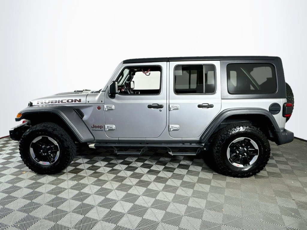 Used 2018 Jeep Wrangler Unlimited Rubicon w/ LED Lighting Group AWD/4WD image 4