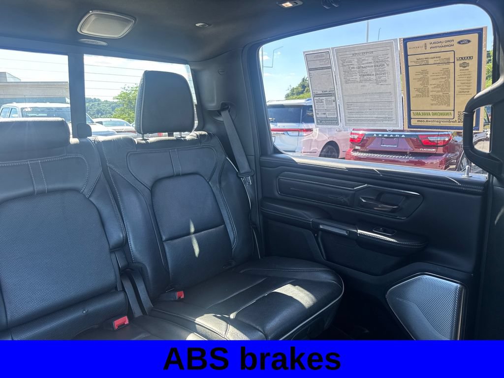 Used 2020 RAM 1500 Limited w/ Black Appearance Package AWD/4WD image 15