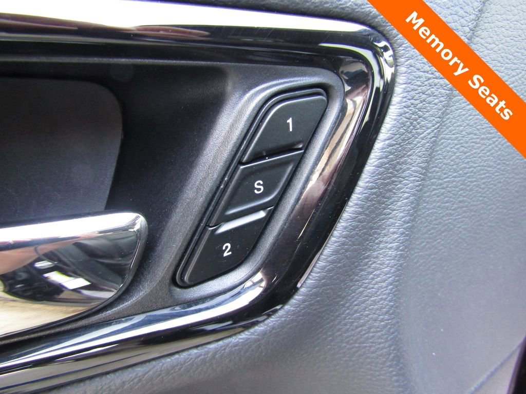 Used 2025 Dodge Durango GT image 6