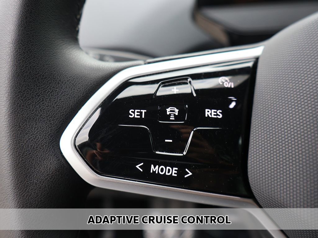 Used 2023 Volkswagen ID.4 Pro S image 4