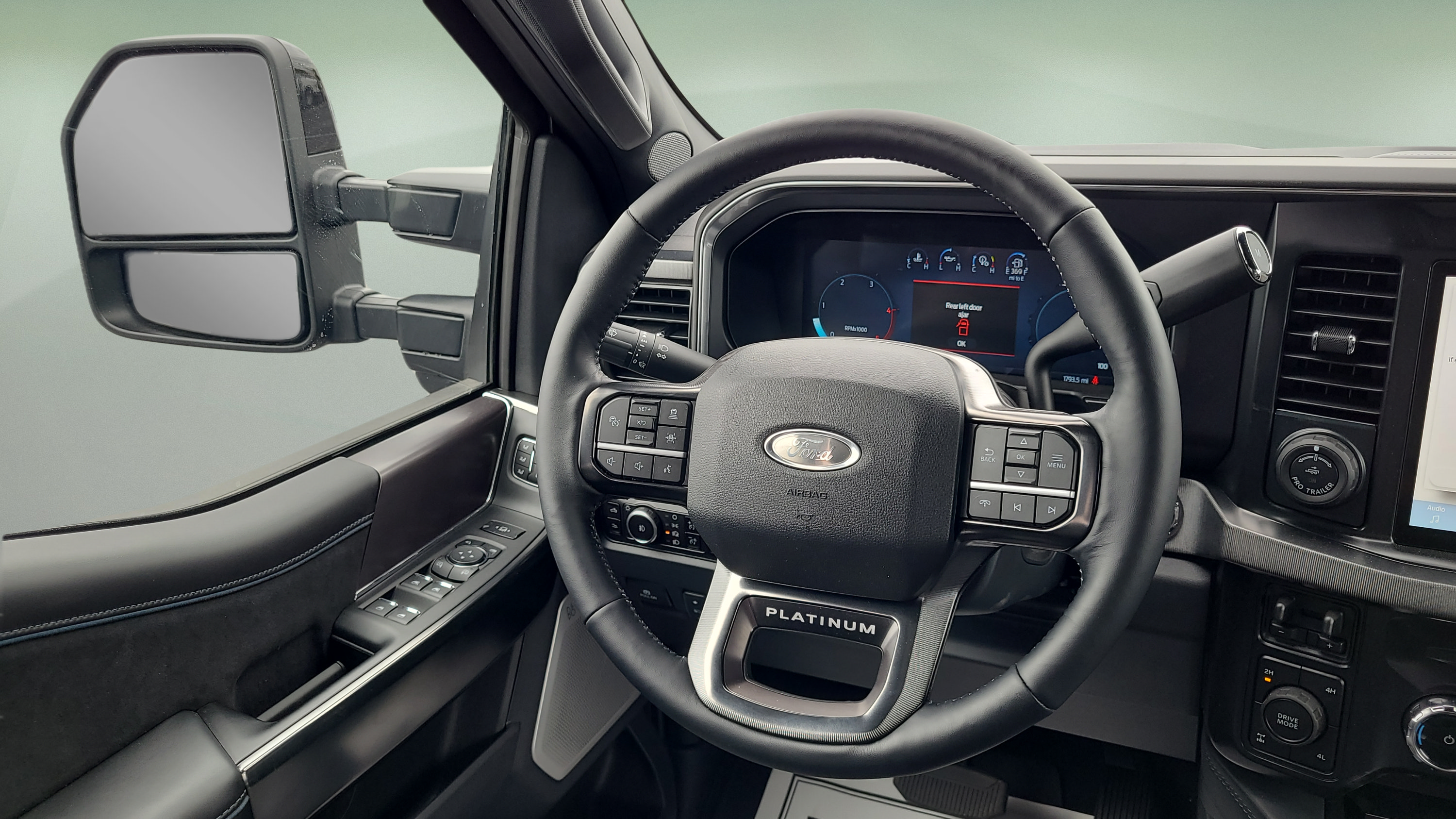 Used 2026 Ford F250 Platinum AWD/4WD image 12