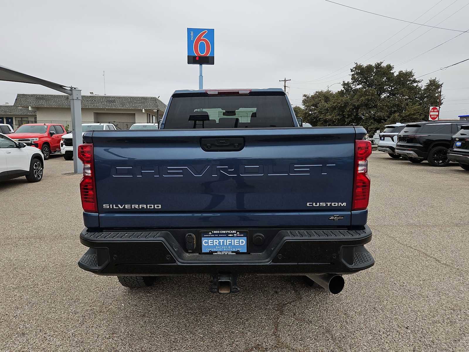 Used 2025 Chevrolet Silverado 2500 Custom w/ Custom Value Package image 7