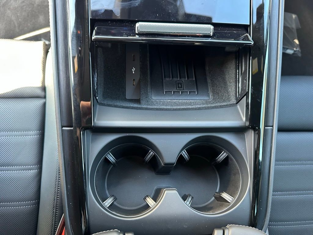 Used 2026 Porsche Panamera GTS image 25