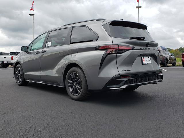 New 2026 Toyota Sienna XSE AWD/4WD image 8
